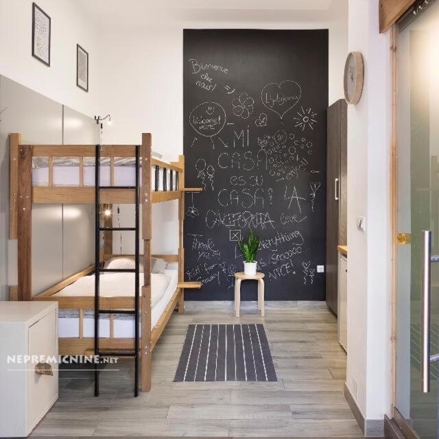 ✰stylish & Minimalist. Centre. Private Terrace Apartment